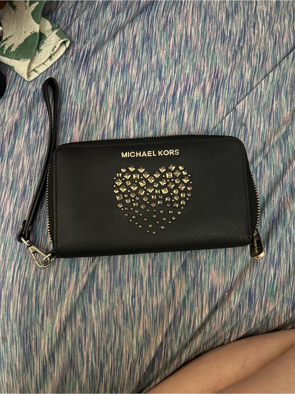 Michael Kors Black Heart Stud Zip Wallet Wristlet